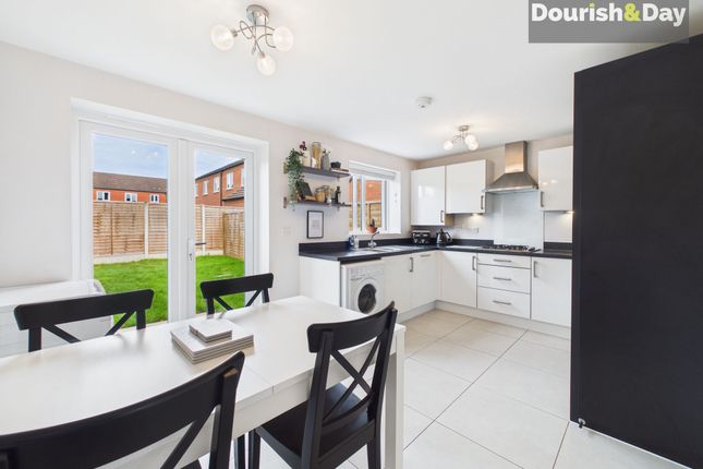 5 Osborne Park, Stafford photo 2