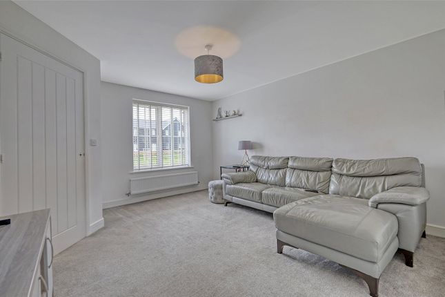 70, Kingfisher Street, Great Wakering photo 4