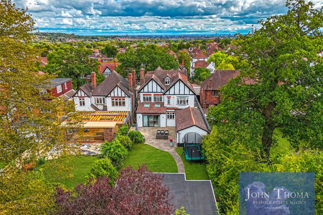34, Monkhams Lane, Woodford Green photo 3