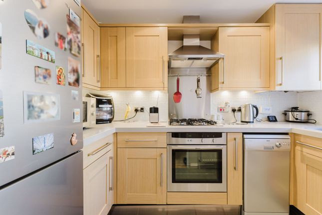 4 Broughton Way, Rickmansworth photo 4