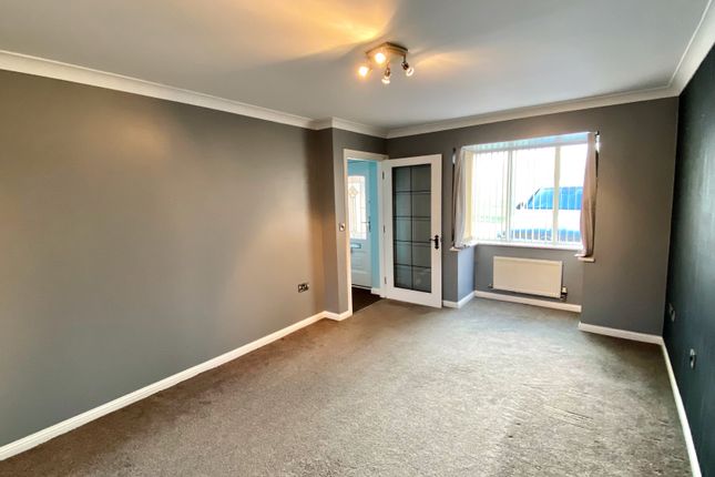 9, Threave Loan, Dunfermline photo 2