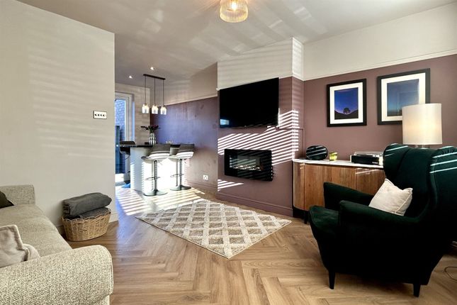 6 Colwyn Road, Cheadle photo 2
