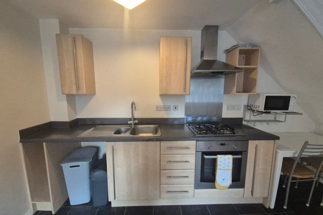 77, Danbury Place, Humberstone photo 4