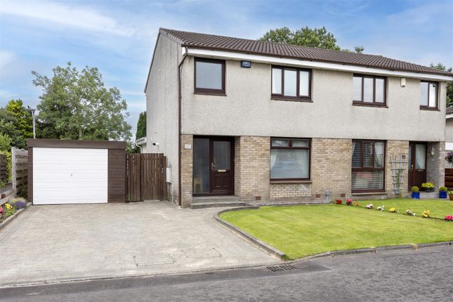 17_Forest_Place_Lenzie_002.Jpg