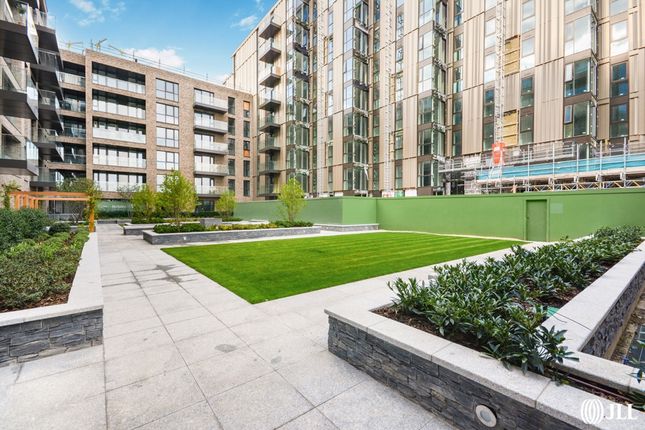 Thumbnail Flat for sale in Willowbrook House, Coster Avenue