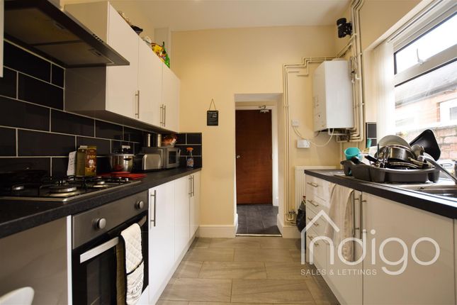 Room 4, 7, Fletcher Road, Stoke-On-Trent photo 4