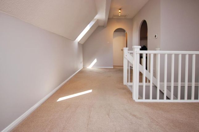 59, Grange Close, Bristol photo 3