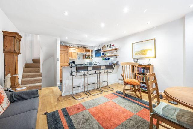 Thumbnail Cottage to rent in Hampstead Grove, Hampstead, London