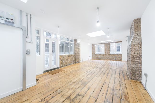 Office to let in Second Floor Rear, 372 Old Street, Shoreditch, London