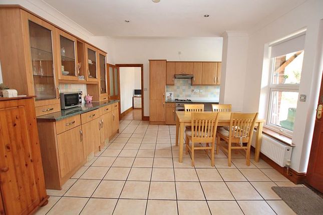 Flat for sale in Abbey Park Road, Grimsby