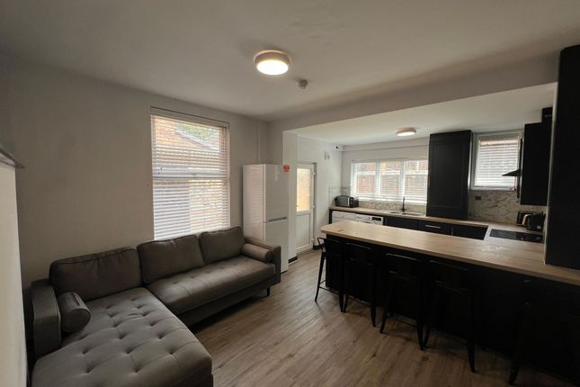 70 Langdale Road, Liverpool photo 2