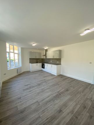 1 Turret House, The Avenue, Amersham photo 2
