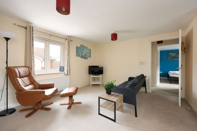 18 Inkerman Close, Bristol photo 2