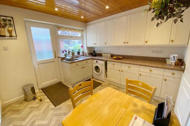 9, Priory Close, Ruskington photo 3
