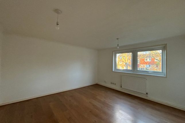 15, NORTHAMPTON photo 2