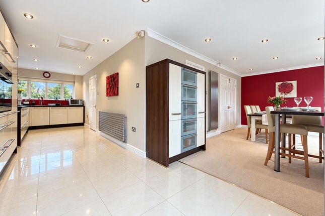 1 Hawick Close, Ellesmere Port photo 3
