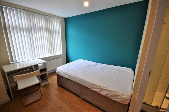 Thumbnail Room to rent in Cardiff Road, Watford