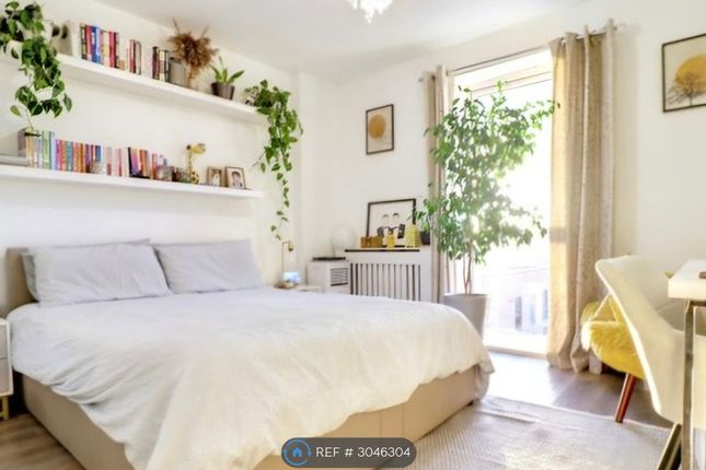 Sandy House, Sackett Road, London photo 5