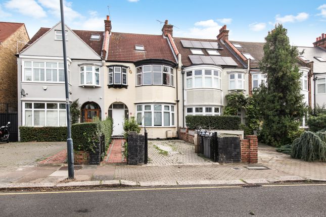 Thumbnail Flat for sale in Hanover Road, London