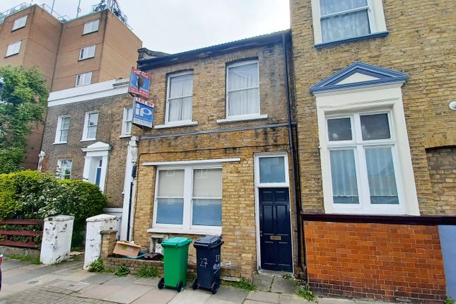 Thumbnail Triplex to rent in Williamson Street, Holloway Road