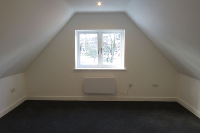 Flat 4, Birmingham photo 4