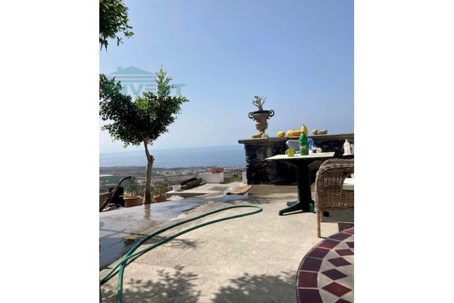 Chalet for sale in Iboybo, Adeje, Tenerife