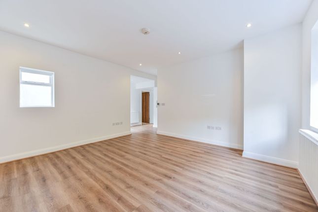 Winders Road, Battersea photo 2