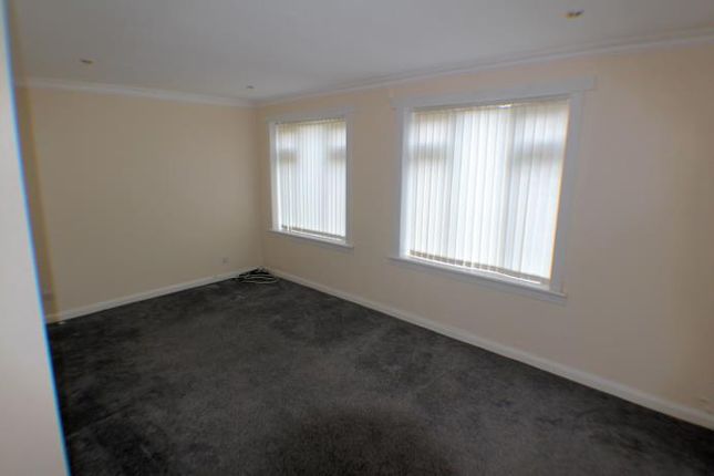 Flat to rent in North Bank Street, Monifieth, Dundee