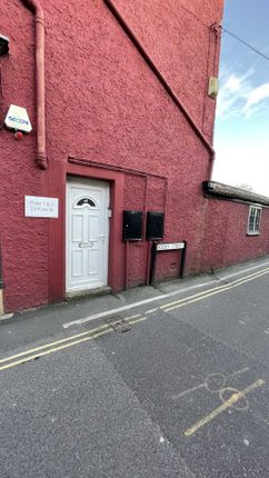 Thumbnail Flat to rent in Fore Street, Chard