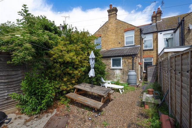 104, Sydenham Street, Whitstable photo 2