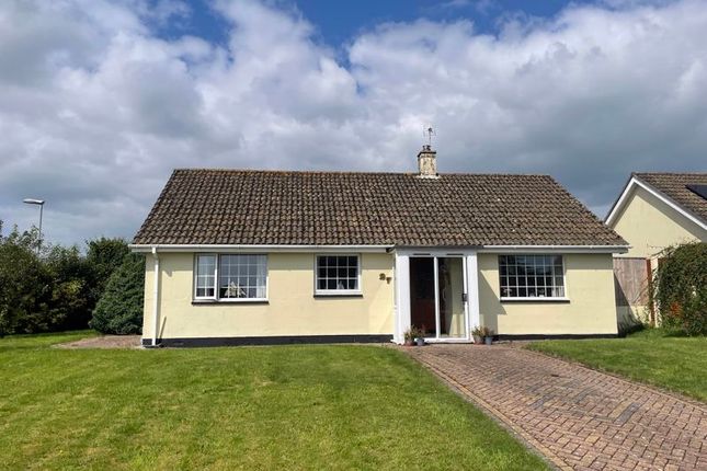 Thumbnail Bungalow for sale in Richmond Road, Pelynt, Looe