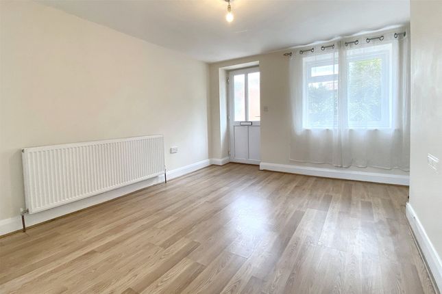 18 Eight Acre Lane, Wellington Somerset, Somerset photo 3