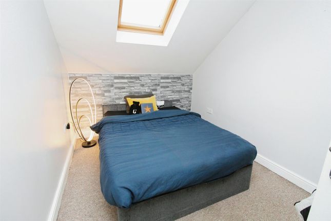 Town house for sale in Cooper Mews, Bradford
