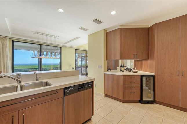Town house for sale in 1918 Harbourside Dr #901, Longboat Key, Florida, 34228, United States Of America