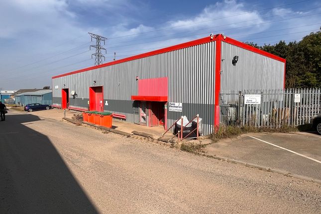 Industrial to let in Woodland Drive, Alma Park, Grantham