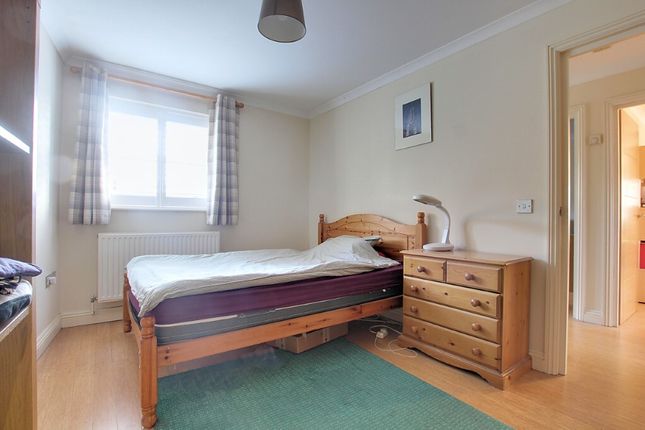 Flat for sale in Pangbourne Place, Pangbourne, Reading, Berkshire