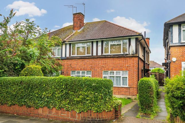 Thumbnail Flat for sale in Honeypot Lane, Stanmore