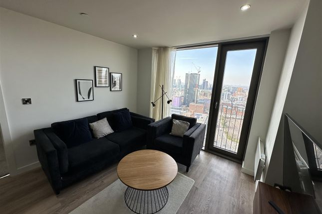 Apt 2601, Oxygen Tower Block A, Manchester photo 3