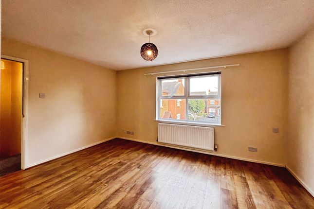 24, St. Laurence Way, Alcester photo 3