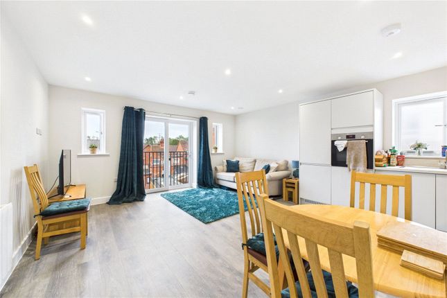 11 The Botanics,, Crown Lane, Reading photo 4