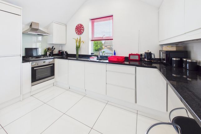 19b, Willoughby Road, Berkshire photo 3