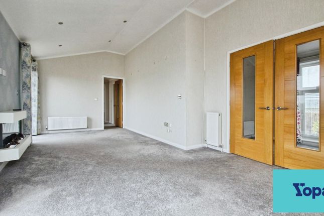 44 Warren Park, Warrant Road, Market Drayton photo 2