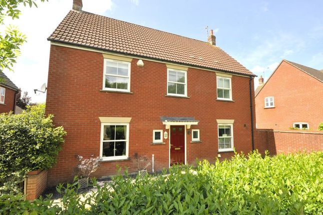 4 bed detached house for sale in Teasel Close, Devizes, Wiltshire SN10