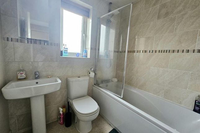 Property to rent in Horner Avenue, Huby, York