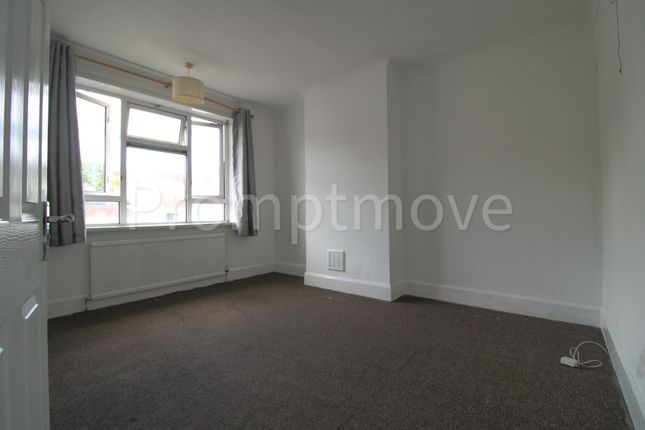 Farley Hill, Luton photo 5