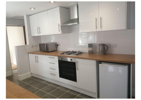 63, Clifford Street, Wolverhampton photo 3