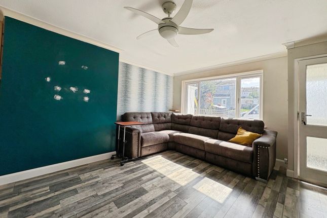 16, St. Peters Way, Helston photo 4