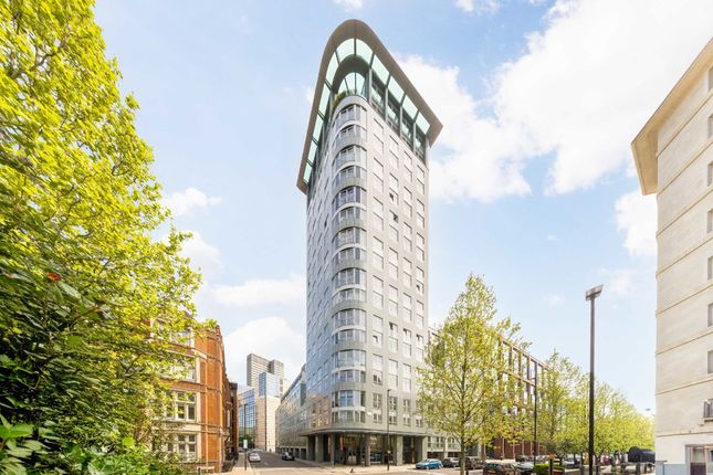 Studio flat on Unit 0501, 1, Osnaburgh Street, London, £500,000