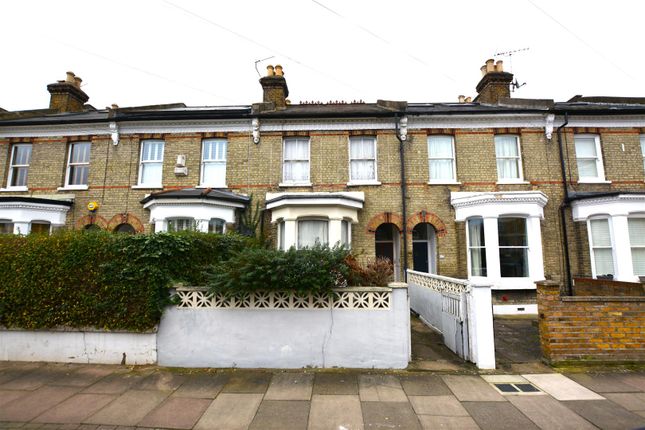 Thumbnail Property for sale in Ravenswood Road, London