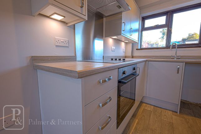 Hazelton Road, Essex photo 5